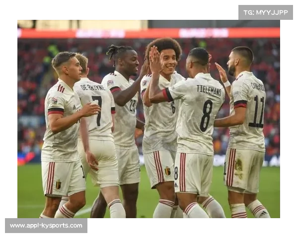 伊兰点球绝平后狂奔,巴黎FC球迷狂欢庆祝